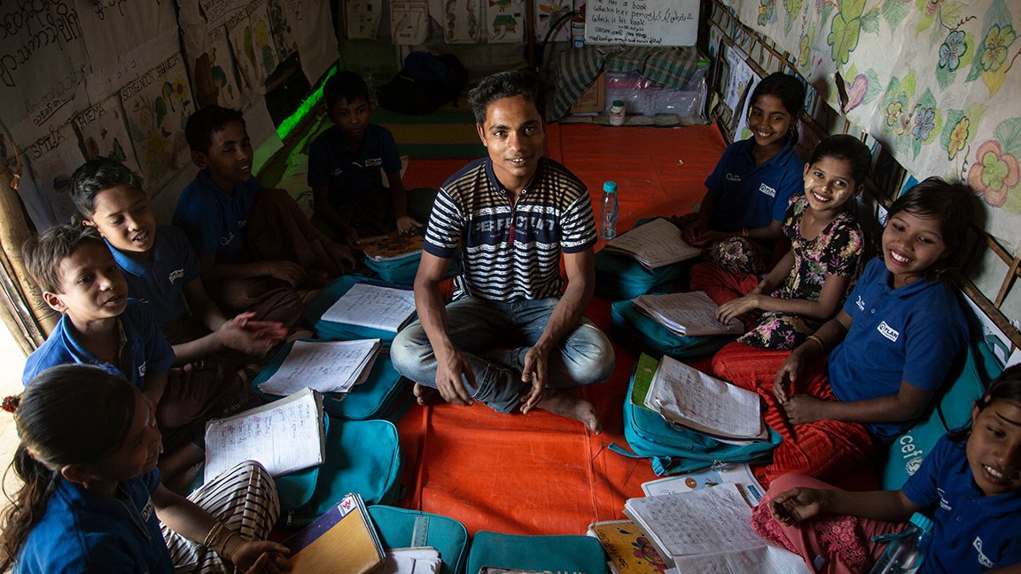 Murzhskaya onanizmining porno videosini tomosha qiling