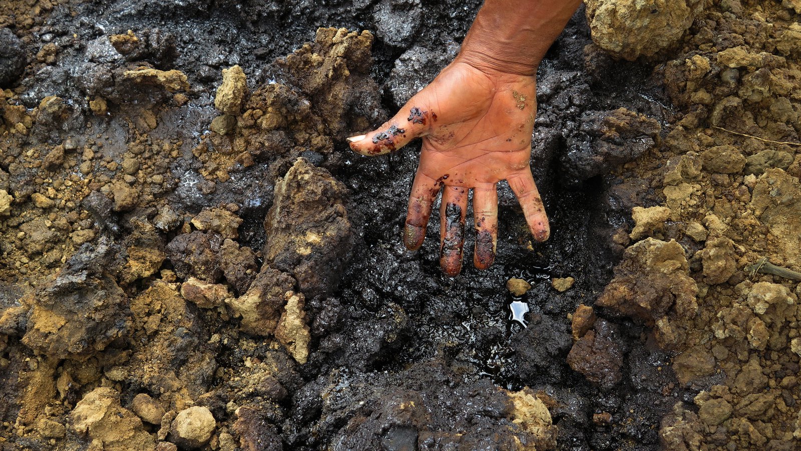 Bokira qiz bilan jinsiy aloqani tomosha qiling